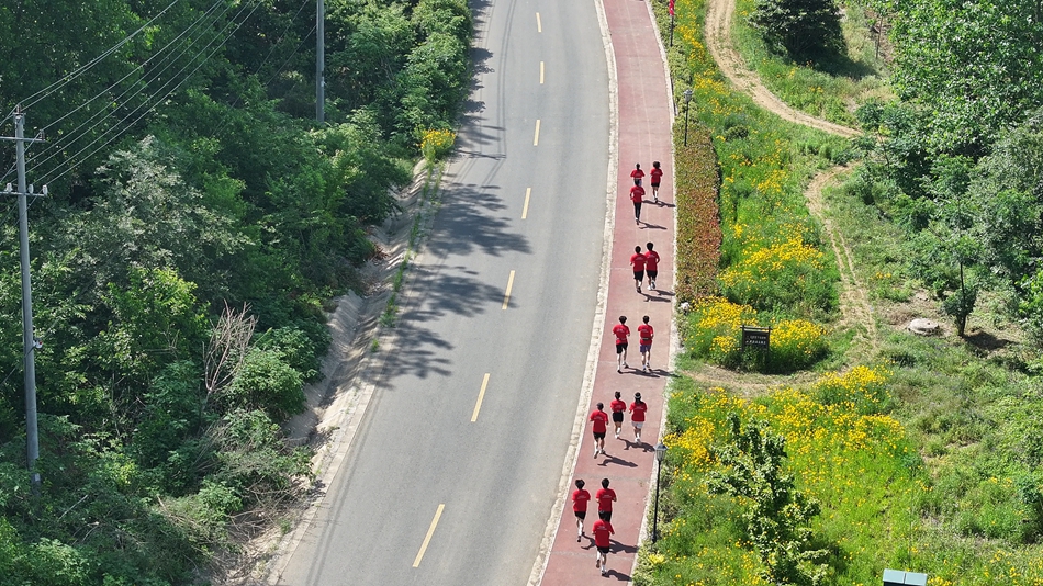 宁淮大学生趣味健康跑在江苏盱眙举办